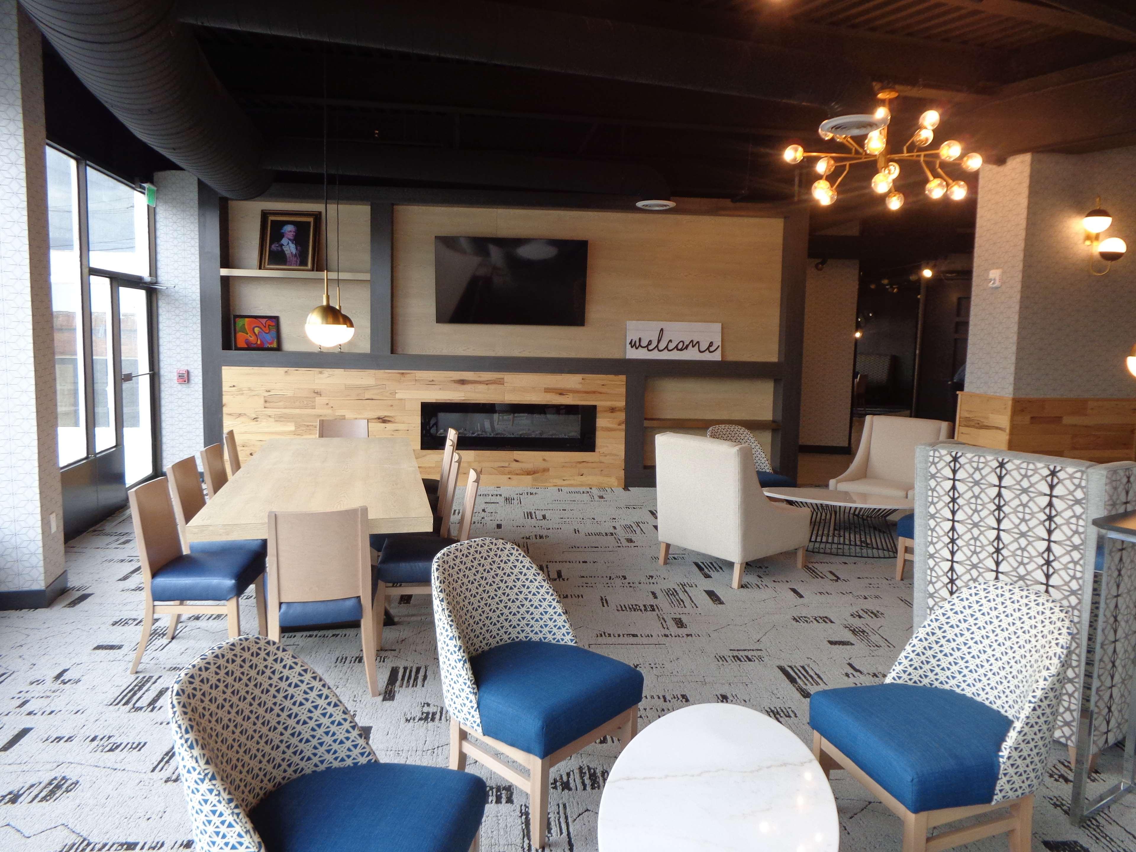 Holiday Inn Philadelphia Arpt-Stadium Area By Ihg Bagian luar foto