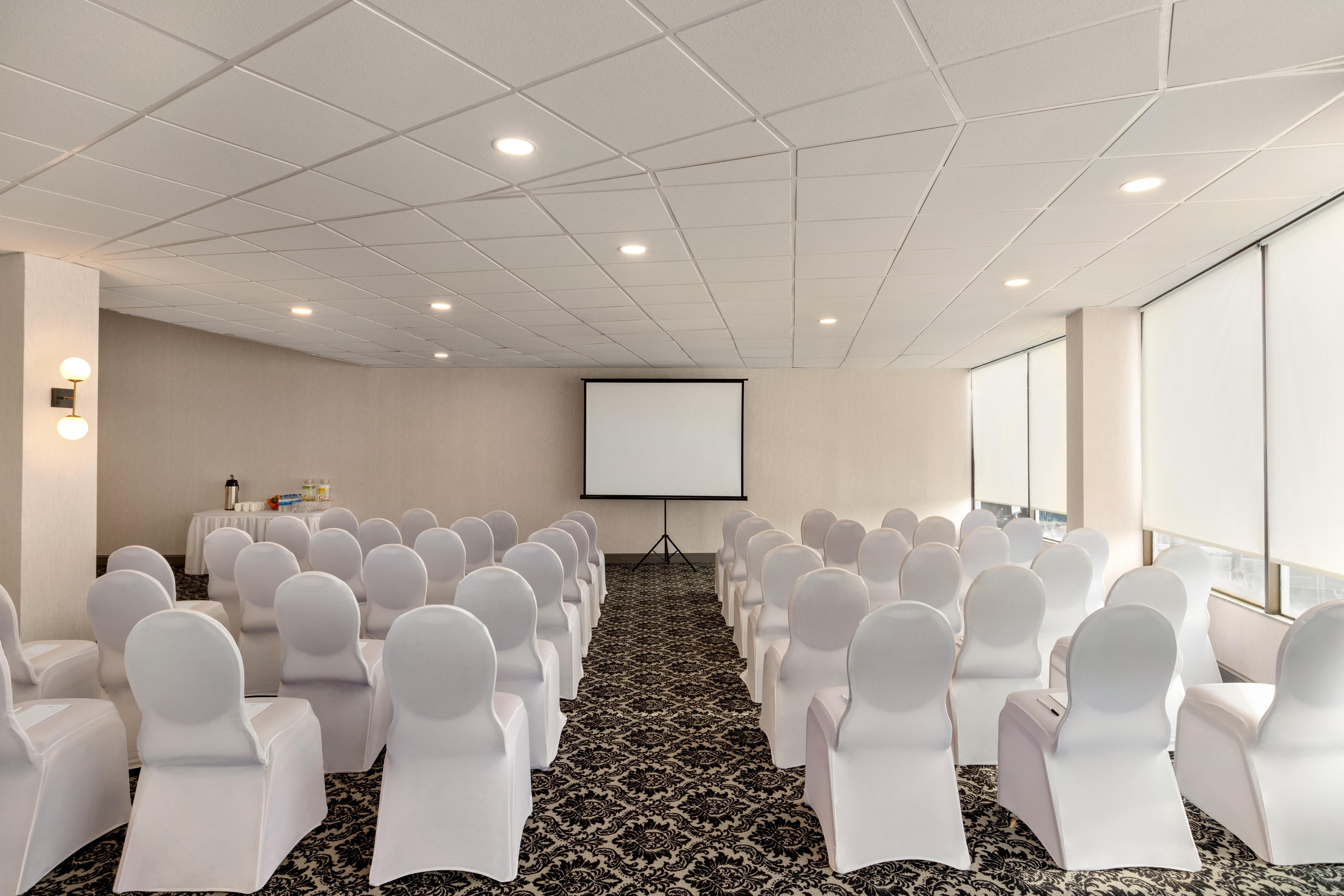 Holiday Inn Philadelphia Arpt-Stadium Area By Ihg Bagian luar foto